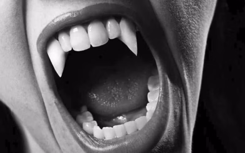 massage-avec-les-dents