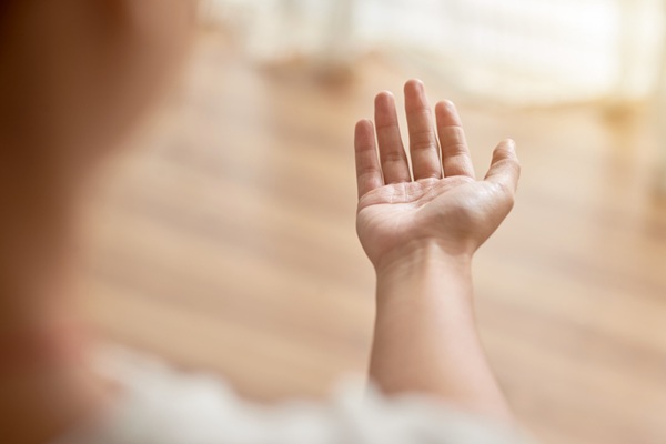 Comment présenter son activité sans se sentir vendeur ? En mode pro formations